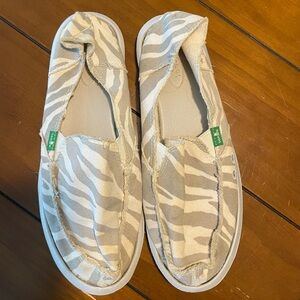 Sanuk Slip-ons